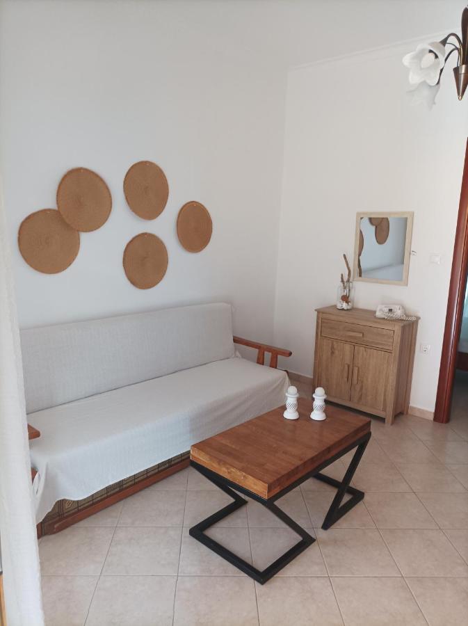 Nisos Family Apartments Yénion エクステリア 写真